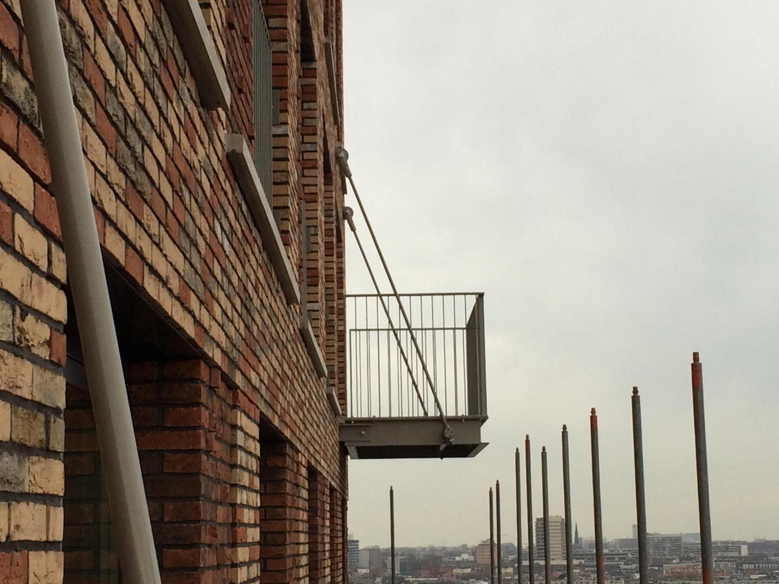 Rotocoat-verzinken-coaten-balkonhekken-Calandtower-001.jpg